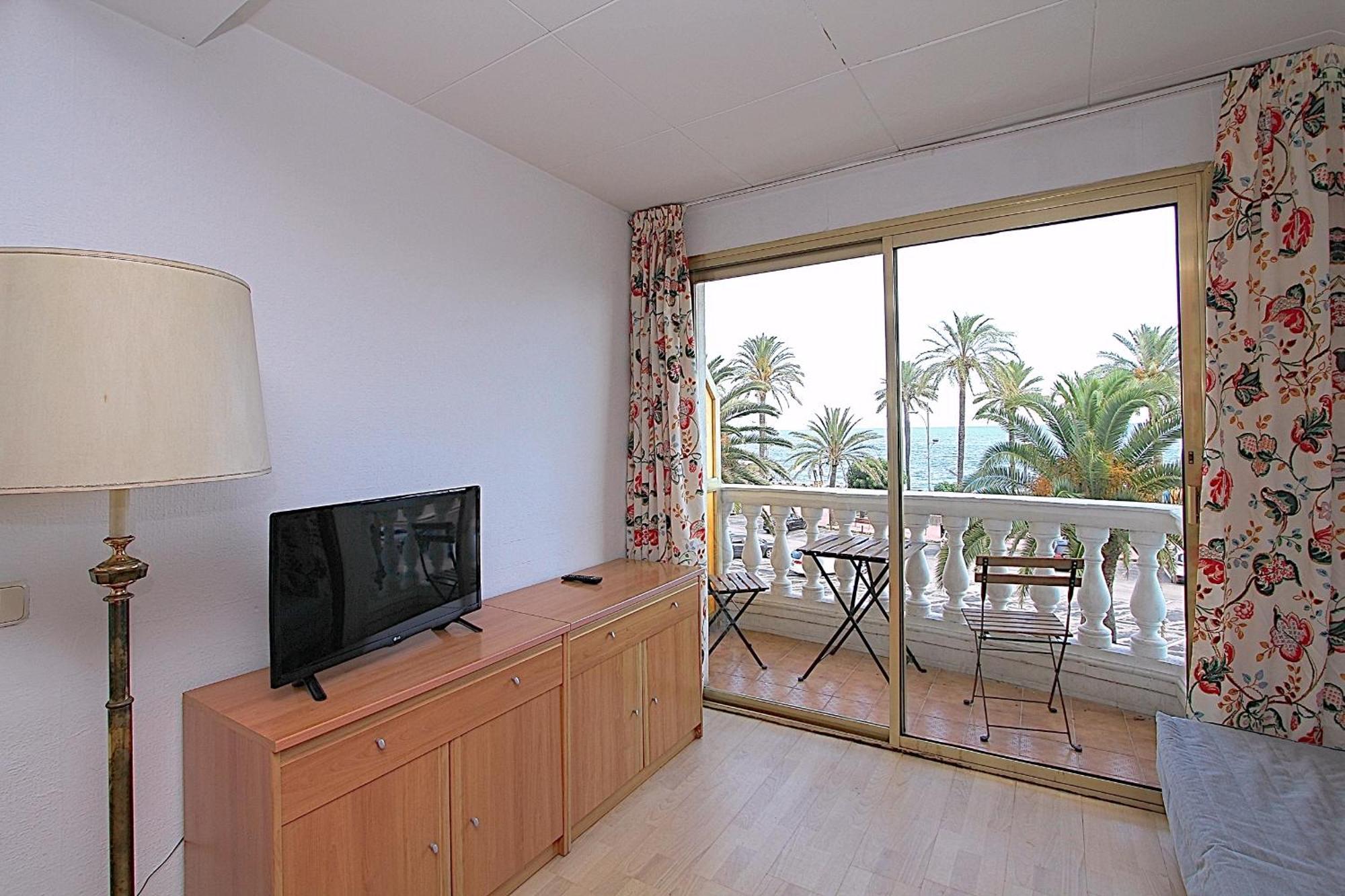 Apartaments Nautic Lloret de Mar Phòng bức ảnh